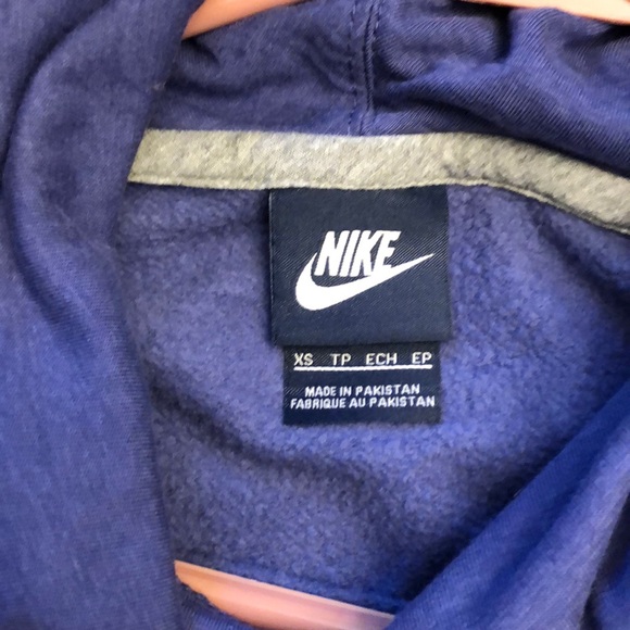 Nike sweatshirt - Picture 3 of 5